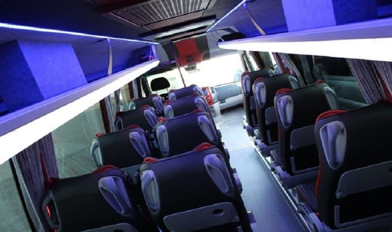 United Kingdom: Coach rent in England in England and Keighley